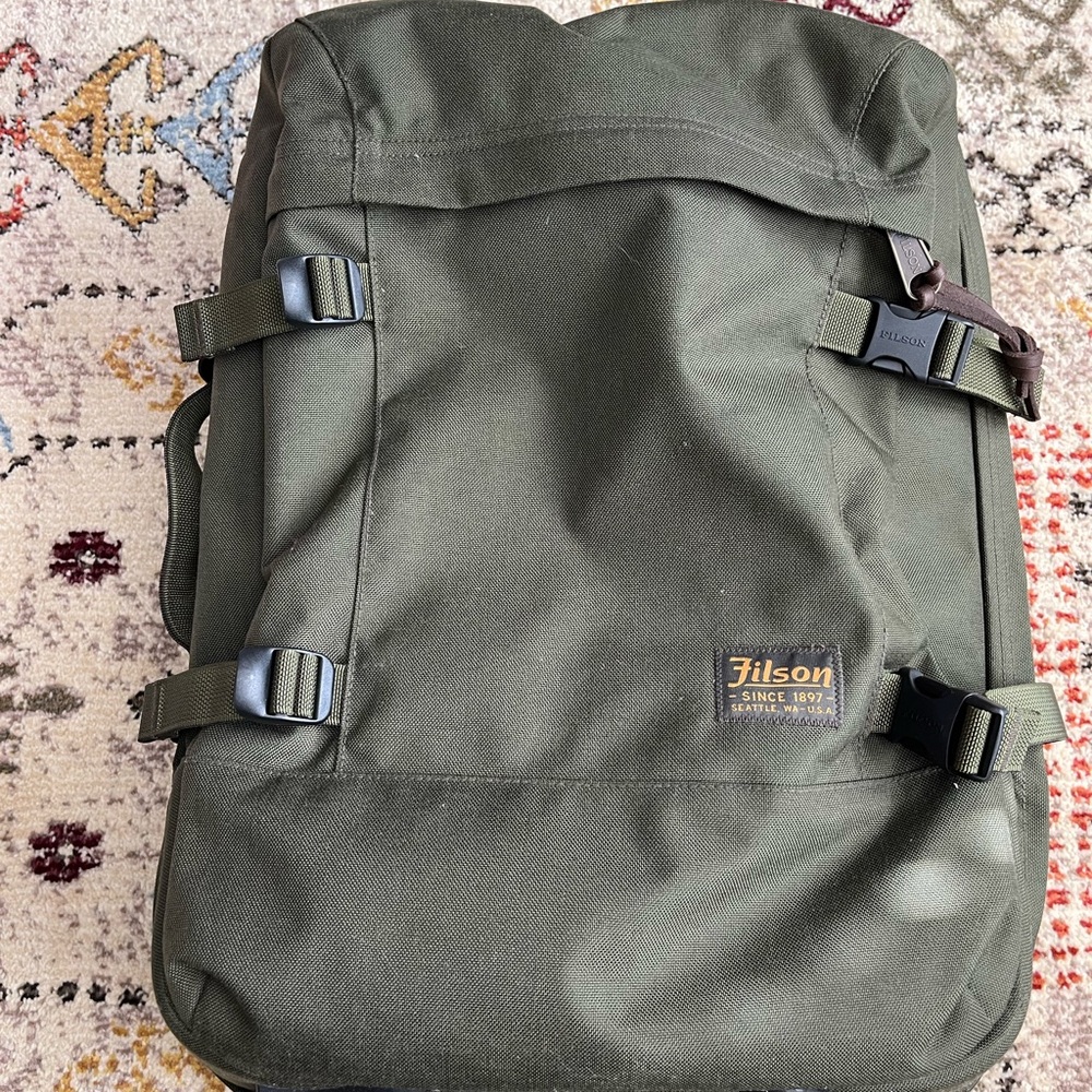 Filson DRYDEN ROLLING 2-WHEEL CARRY-ON BAG